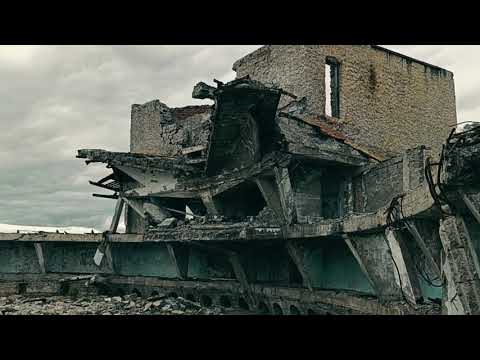 Видео: Часть 7. Посёлок Промышленный / исследуем заброшки