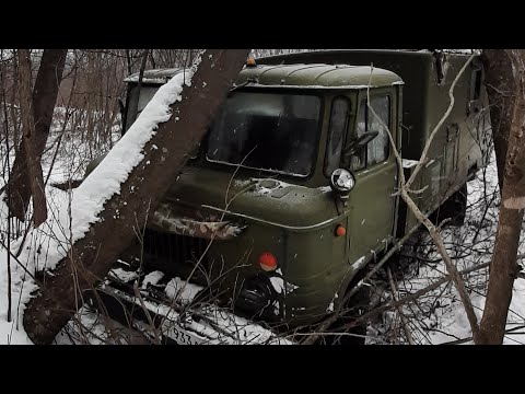 Видео: Выезд. ГАЗ 66 неуправляемый занос, страшное дело.