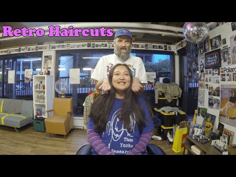 Видео: Лили переходит от ОЧЕНЬ длинного к короткому бобу