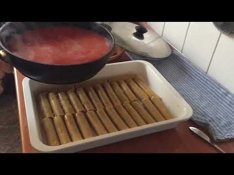 Видео: Каннеллони Cannelloni Макароны фаршированные с куриным фаршем. Два соуса томатный и сливочный Рецепт