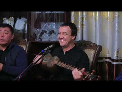 Видео: 2022 - Alijon Eshonqulov yangi yil davrasida. | 2022 - Алижон Эшонқулов янги йил даврасида.