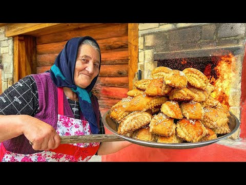 Видео: Готовим Много Вкусных Традиционных Азербайджанских Десертов в Деревенском Доме!