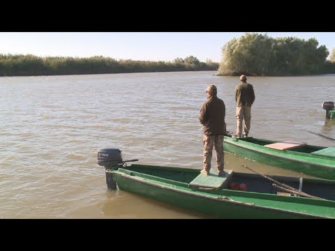 Видео: Курмангазинский район стал излюбленным местом для охотников и рыболовов