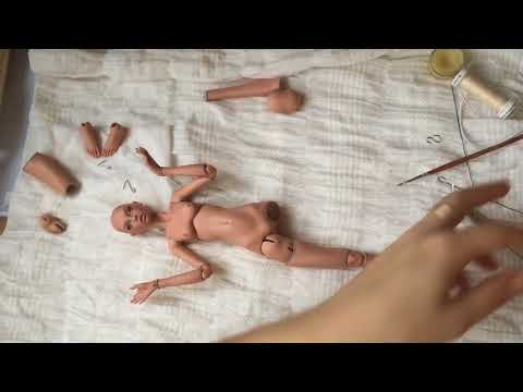 Видео: Сборка фарфоровой шарнирной куклы на резинку.