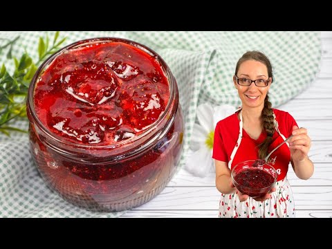 Видео: Клубничный джем. Простой рецепт, позволяющий сохранить фрукты целыми.