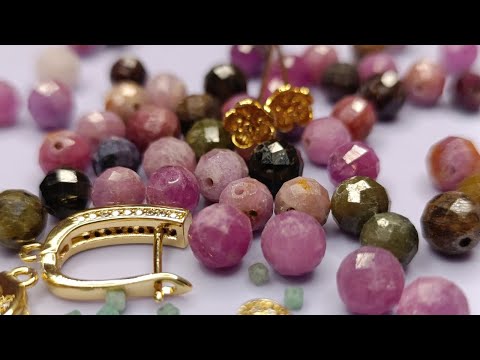 Видео: Сюрприз для сестры: уникальные бусы и серьги ручной работы :)