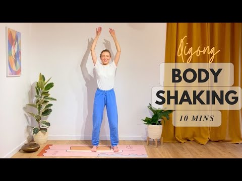 Видео: Быстрое снятие стресса и повышение уровня энергии | Цигун-тряска тела