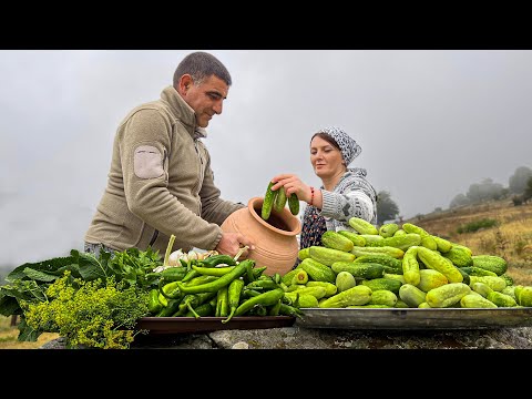 Видео: Мы Гуляем по Древнему Городу! Закупаемся для Рецепта Солёных Огурцов
