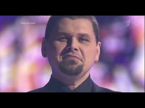 Видео: Михаил Озеров - Любовь (Голос 4 2015 Полуфинал)