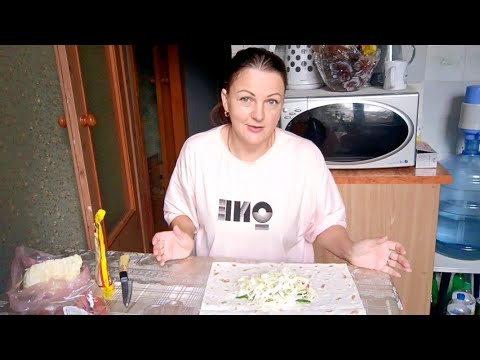 Видео: VLOG ЛЮБИМАЯ ЕДА РОМЧИКА😋.НАШ ГОРОД ПРЕВРАЩАЕТСЯ В РУИНЫ😭.КОРМИМ ОСКАРА ТОЛЬКО ЭТОЙ ЕДОЙ.