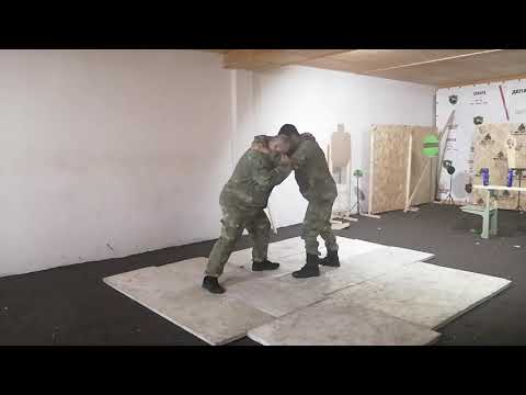Видео: Прикладной рукопашный бой защита от подсечек