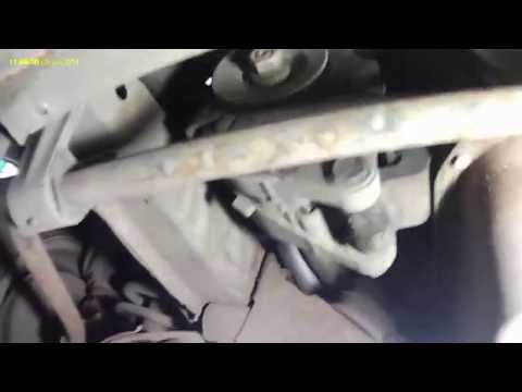 Видео: Как снять генератор Ваз классика.( для начинающих.)