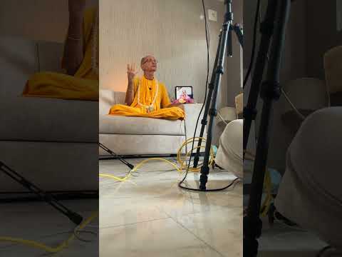 Видео: Воспоминания Бхакти Вигьяны Госвами Махараджа о Гопал Кришне Махарадже. 10 мая 2024 (Акшая Трития)