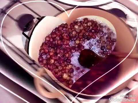 Видео: Как я варю варенье из лесной клубники