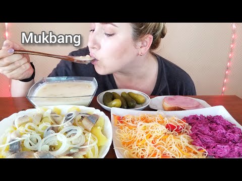 Видео: МУКБАНГ СУП СЫРНЫЙ  КРЕМ СЕЛЕДКА ЛУК КАРТОШКА АСМР |MUKBANG CHEESE CREAM HERRING ONION POTATOES ASMR