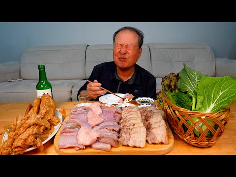 Видео: Комбо из ската, свинины и кимчи с соджу🍶! - Шоу еды в стиле мукбанг