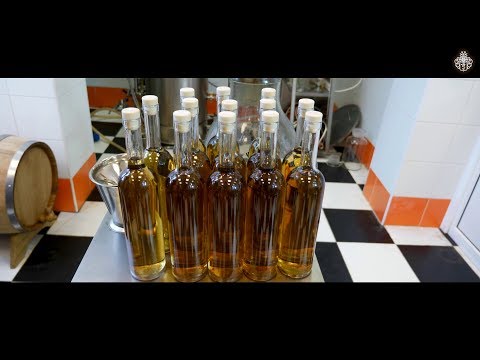 Видео: Приготовление джина (Часть 3). Выдержанный джин на щепе