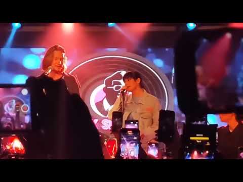 Видео: Диана Анкудинова, IVAN и Алексей Воробьев   О чем ты думаешь