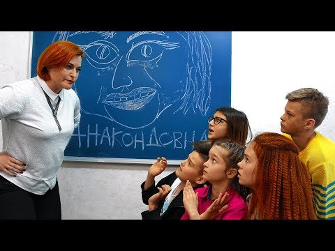 Видео: В классе появился СТУКАЧ!!!