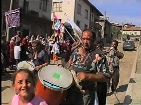 Видео: Таки посреща гостите