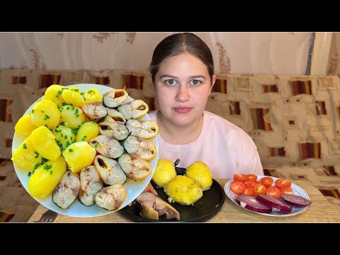 Видео: МУКБАНГ/СКУМБРИЯ ХОЛОДНОГО КОПЧЕНИЯ/КАРТОФЕЛЬ ОТВАРНОЙ ￼