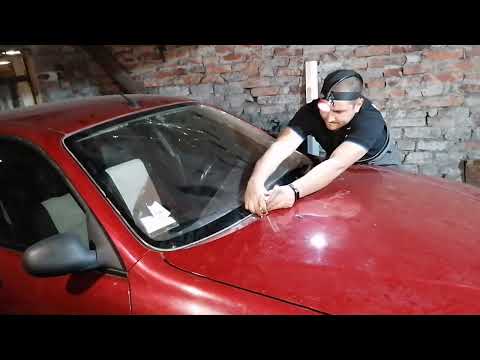 Видео: Замена лобового стекла ланос. Обзор ножа для вырезания лобового