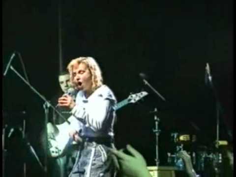 Видео: Светлана Сурганова - Старинные часы (Порт, 18.12.2005)