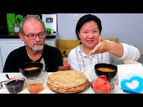 Видео: БЛИННЫЙ МУКБАНГ с Вареньем и Колбаской