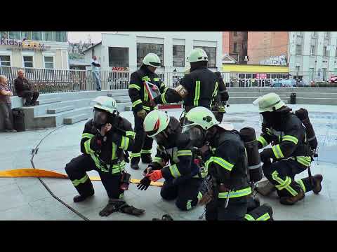 Видео: Гасіння пожеж у будівлях підвищеної поверховості та висотних будинках