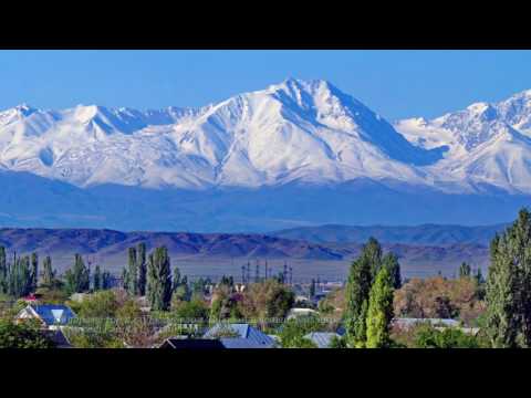 Видео: Панорама гор над Джамбулом Таразом в ясный день апреля 2012.