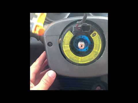 Видео: Замена рулевого кольца,шлейфа,улитки Hyundai Sonata 2010, седан, 6 поколение, YF (08.2010 - 02.2013)