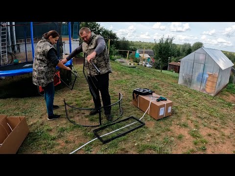 Видео: Как мы живем за счет соседских участков