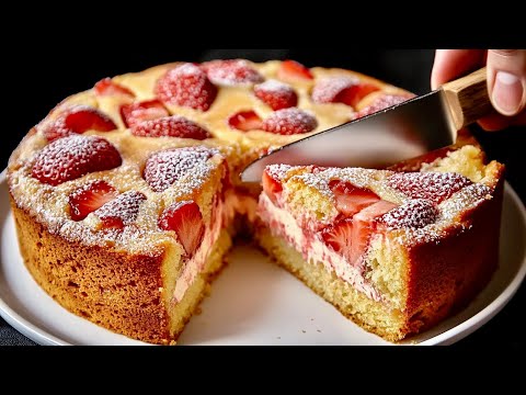 Видео: Идеальный клубничный торт всего за несколько минут! Просто и вкусно!