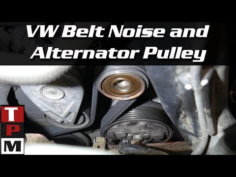 Видео: Замена шкива разъединителя генератора и шума ремня VW Jetta TDI 2005 года