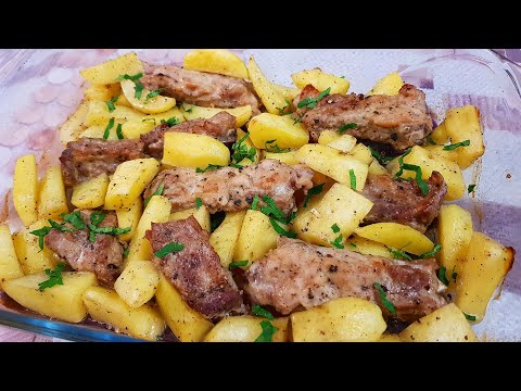 Видео: Свиные РЕБРЫШКИ с КАРТОШКОЙ в духовке | kitchenice