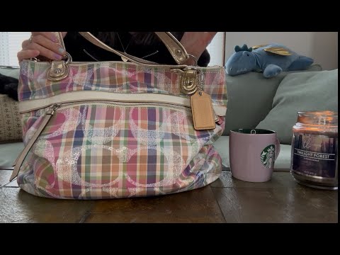 Видео: Запрос: что в моей сумке COACH POPPY TOTE🩷💜🤍#чтовмоейсумке #catherinescastle