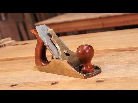 Видео: Как получить шелковистую и гладкую стружку с рубанка