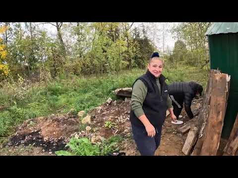 Видео: КобрИнский распил бензопилой. Оксана потрошит доски'