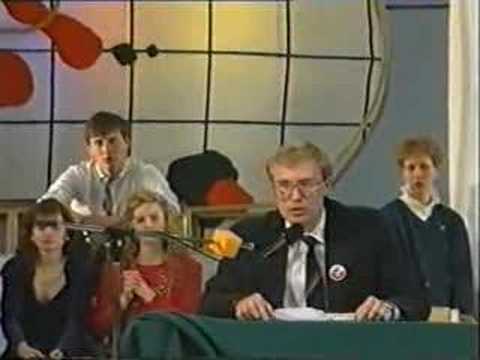 Видео: КВН НГУ 1991 1/4, домашнее задание, часть 2.