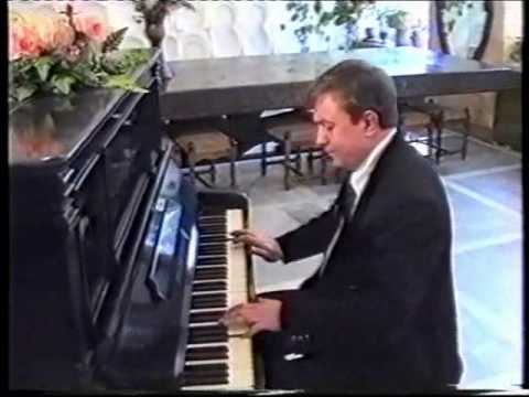 Видео: Юрий Весняк "Актриса" ("Нежность") в исполнении автора