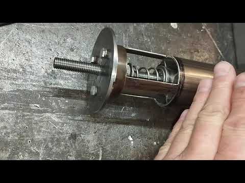 Видео: Пиролизная печь на покрышках (принцип работы клапана)