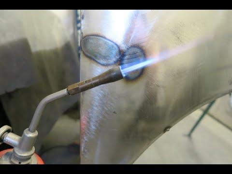 Видео: Советы и рекомендации по термоусадке с использованием паяльной лампы для панелей №4