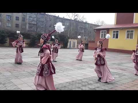 Видео: Айкол Манас - бий