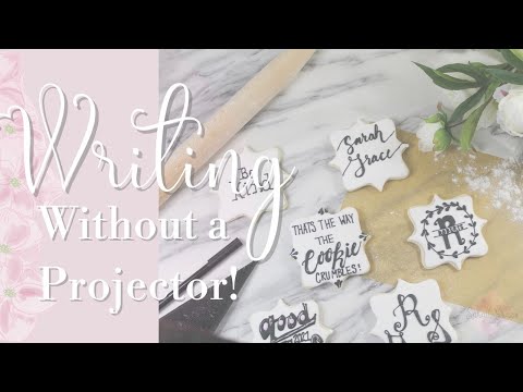 Видео: Надпись на печенье королевской глазурью без проектора. Как нарисовать букву на печенье. Часть 2