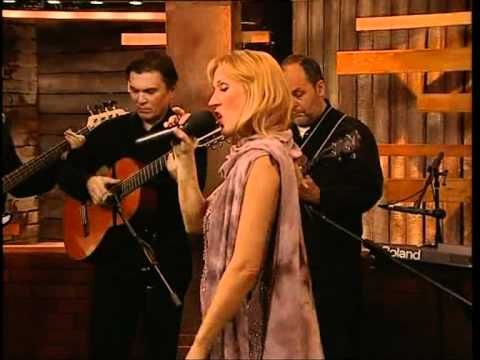 Видео: ЛАРИСА КРЫЛОВА. ЧЁРНАЯ МОЛЬ.MPG