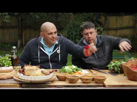 Видео: ДИКАЯ УТКА ЧЕРНУХА В ТОМАТНОМ СОУСЕ