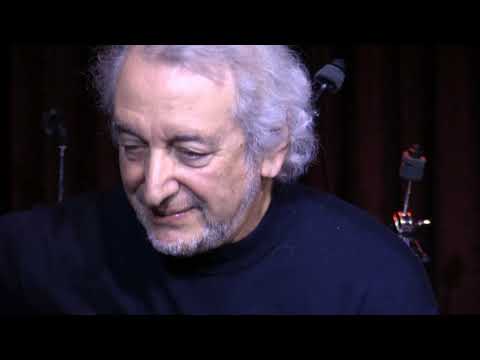 Видео: Жду тебя в маленьком кафе сегодня вечером (А.Виницкий)