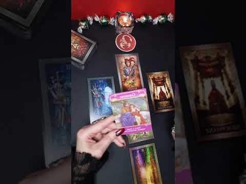 Видео: ♏🍾🎂🎉/23.10-22.11/ Зодия СКОРПИОН - Рожденически таро пoдарък за вас!😊
