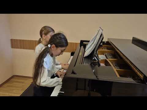 Видео: Г. Форе "Колыбельная" из сюиты "Долли" для ф-но в 4 руки. Исп. Моника Казарян и Мария Берсенева 