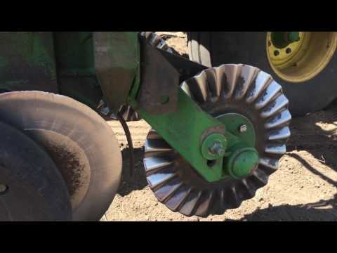 Видео: Страшный посев по целине)))